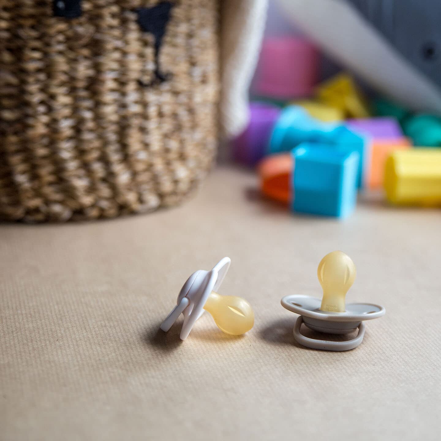 Tommee Tippee Cherry Latex Soother 0-6m