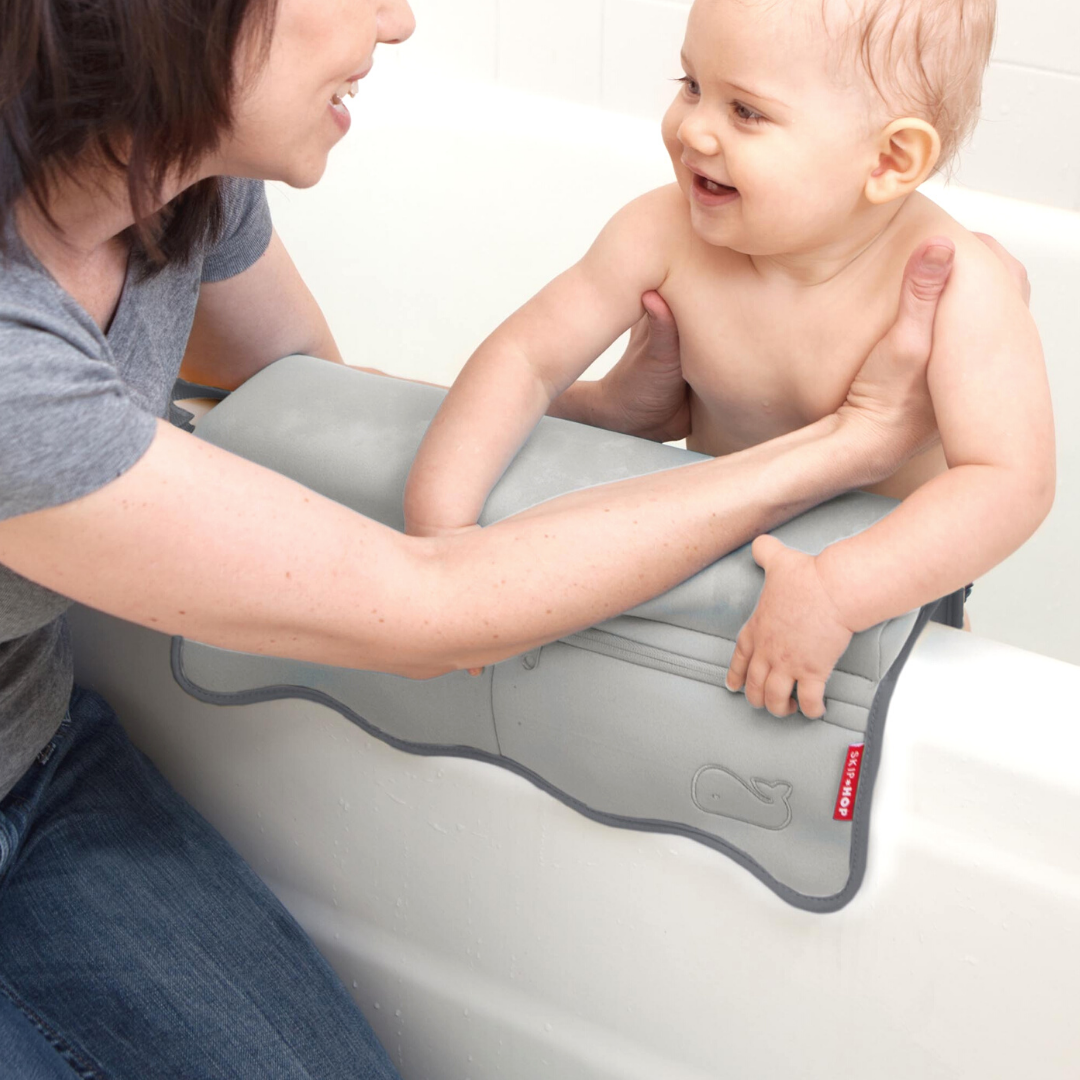 Skip hop moby 2024 bathtime essentials kit