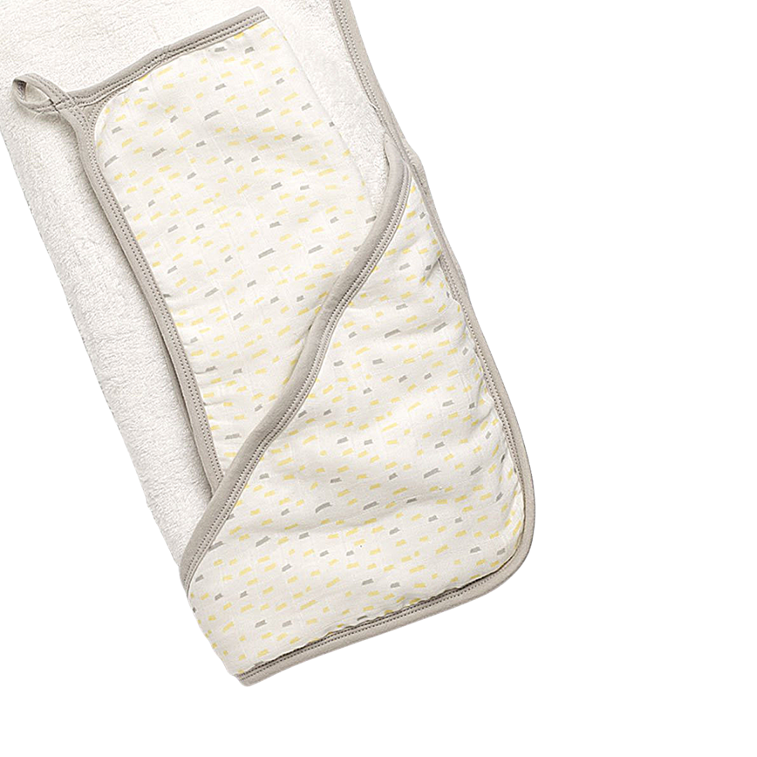 Storksak Hooded Towel & Wash Cloth rain dot
